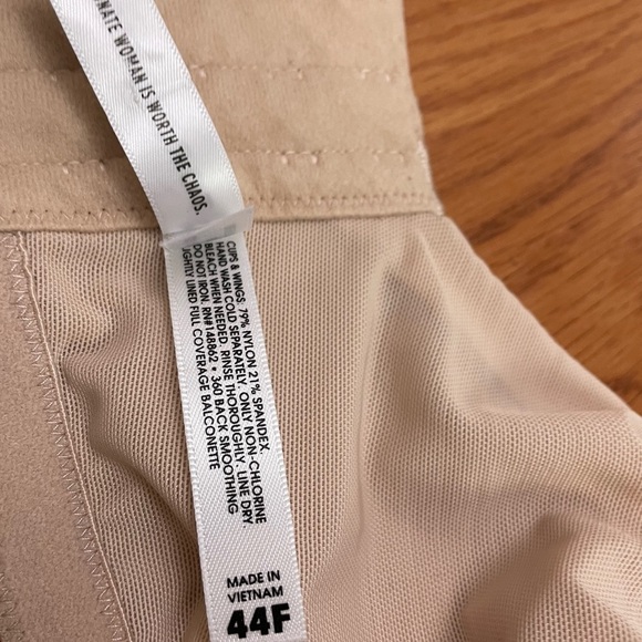 Torrid Curve 360 Back Smoothing Lightly Lined Full Coverage Bra Nude Size 44F - Picture 6 of 6